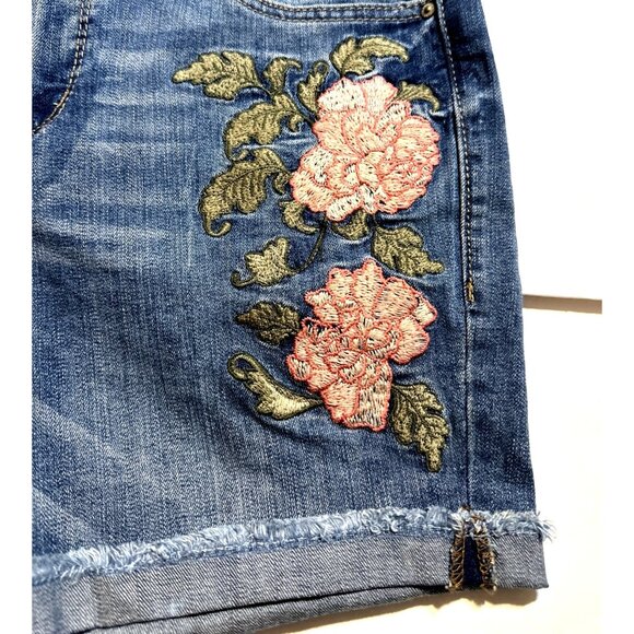 Coastal Retro Style Vintage America Blues Denim Shorts Size 2 Embroidered Flower - Picture 2 of 9